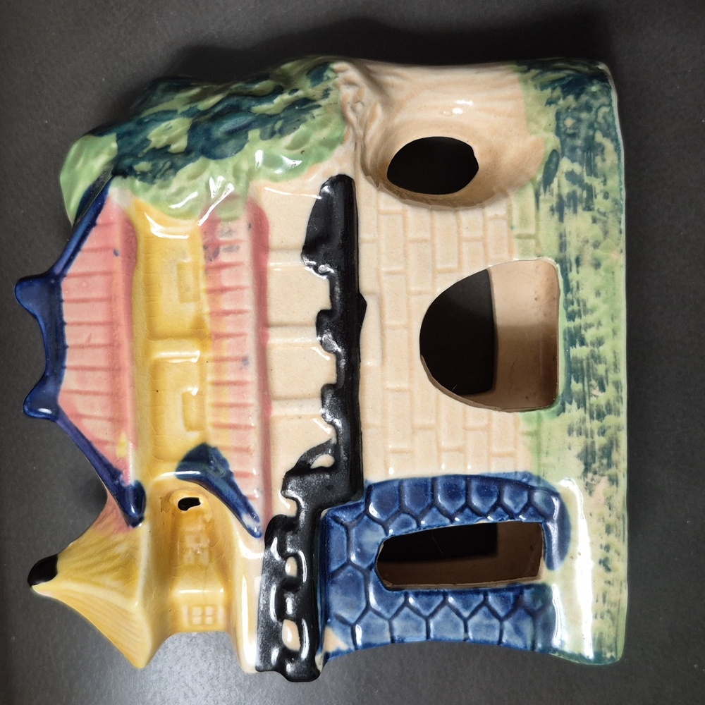 Vintage 50/60s Japan Collectible Ceramic Fishbowl Pagoda Figurine